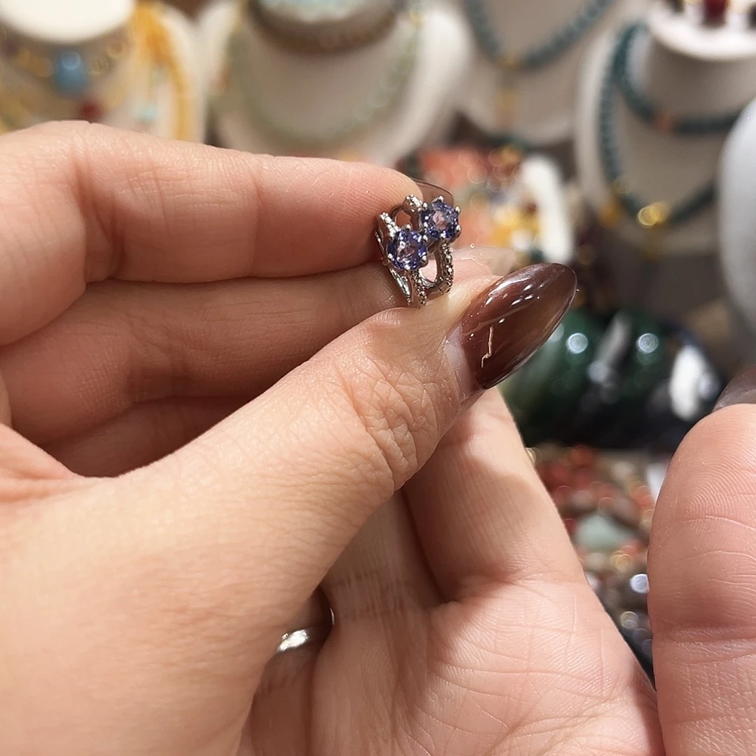 银S925镶嵌耳饰紫晶智***岁