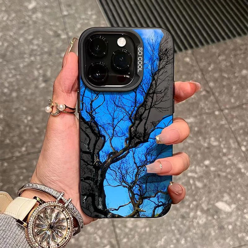 奥菲顿蓝天枯木树枝适用iPhone15/16p元气磨砂14手机壳12苹果13套