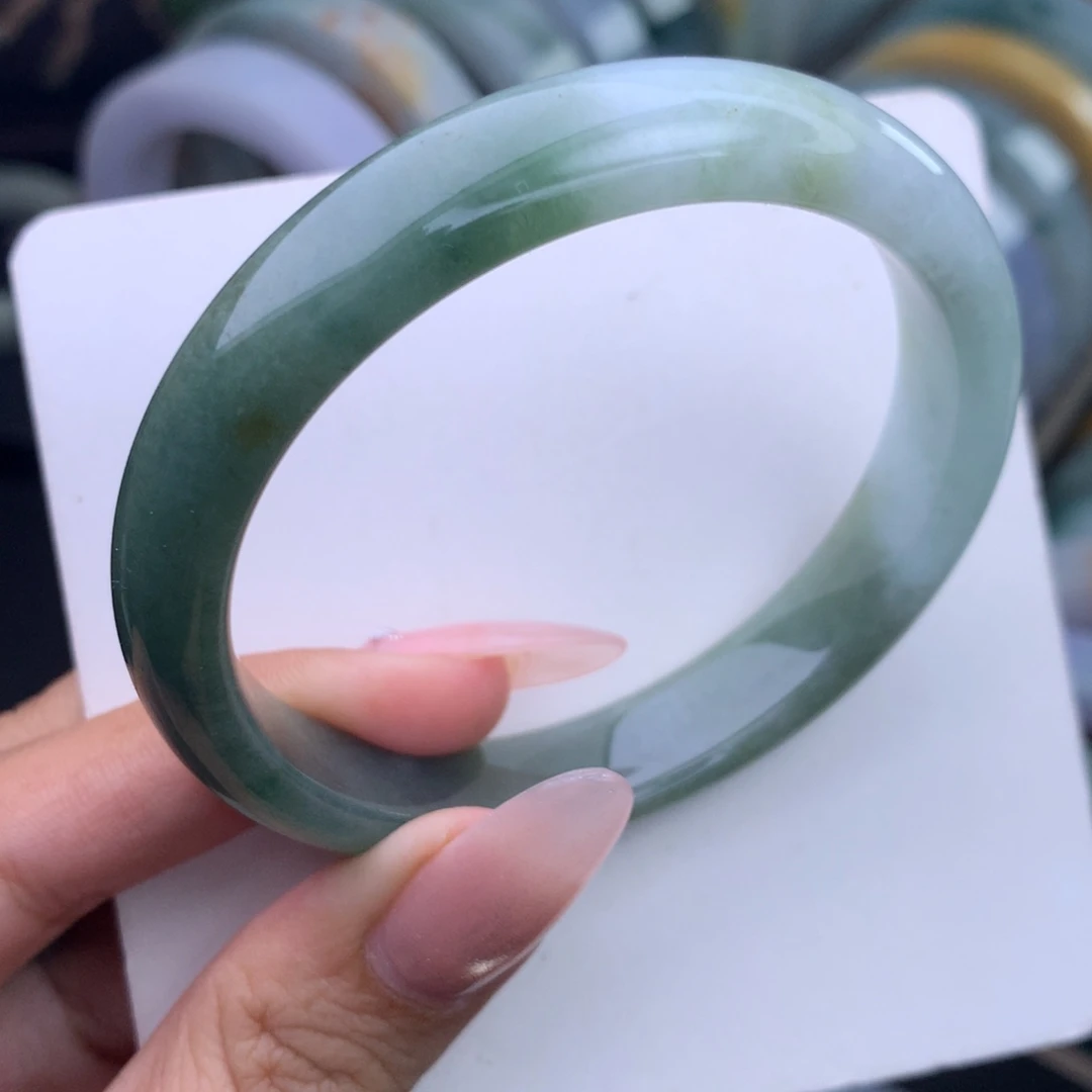 翡翠未镶嵌手镯正圈56-57