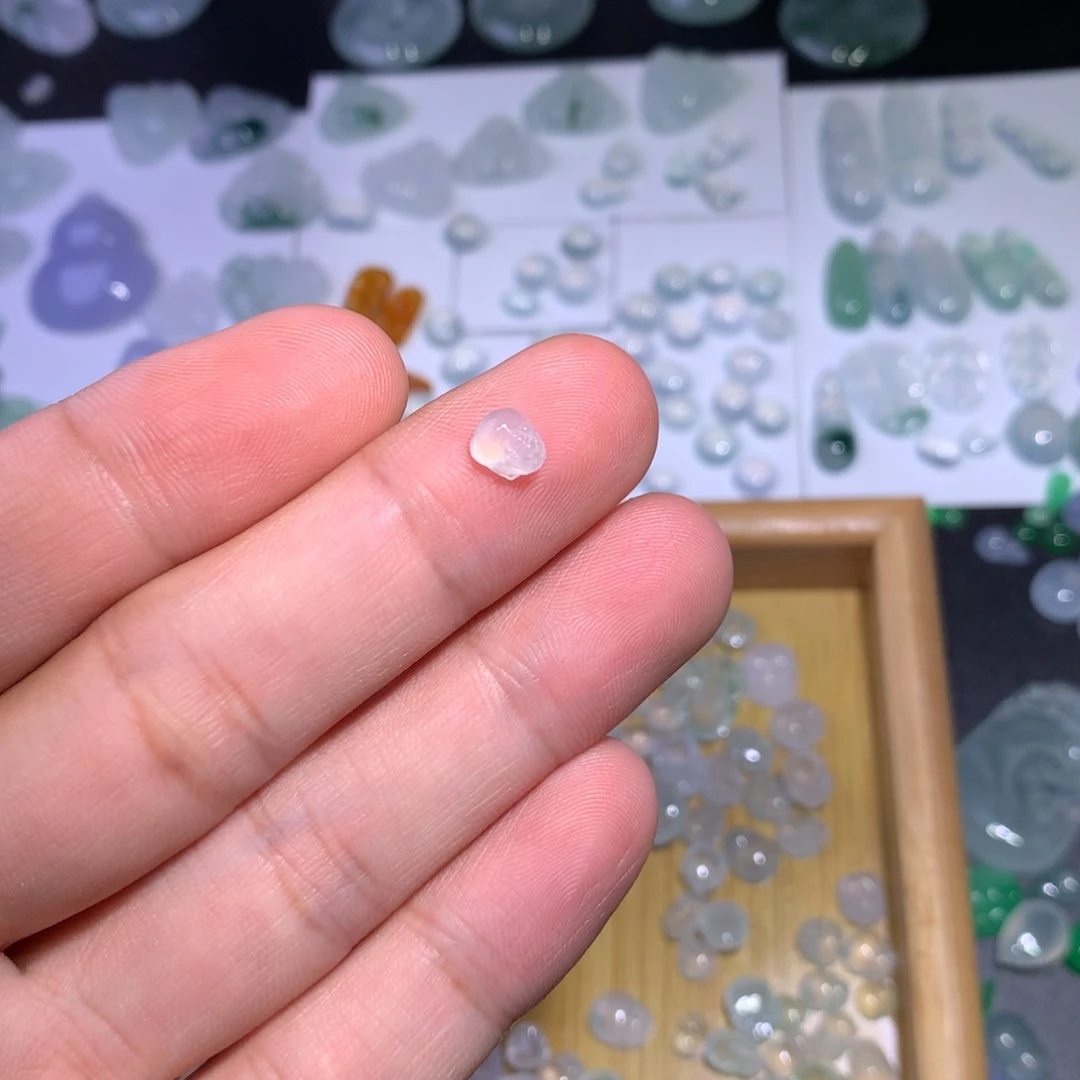 颈饰未镶嵌翡翠金蟾