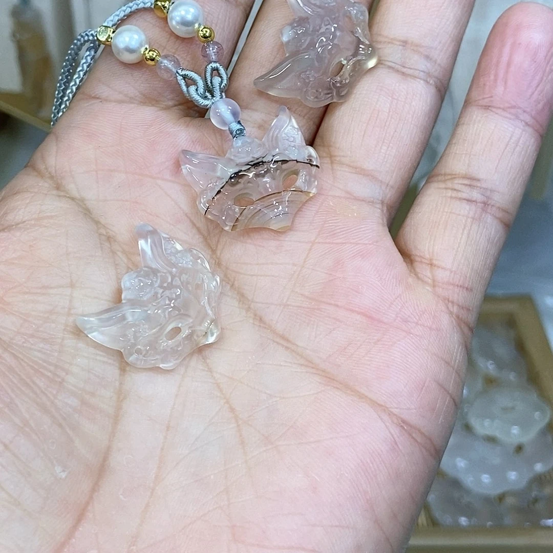 玛瑙/玉髓颈饰未镶嵌