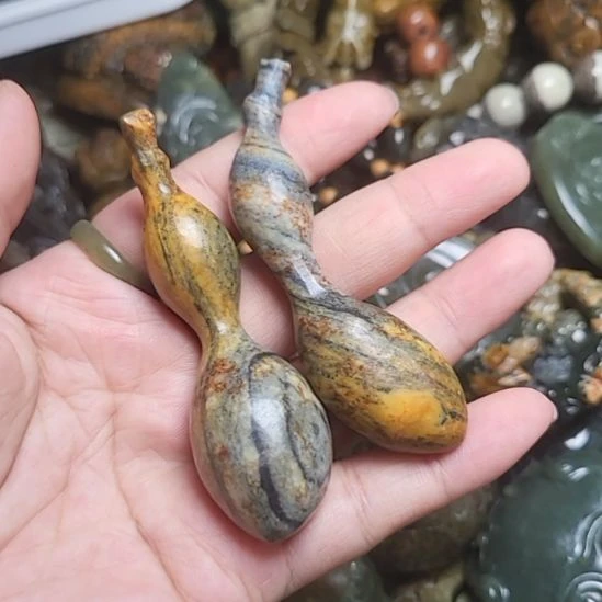 岫岩河磨玉（透闪石质玉）未镶嵌挂件