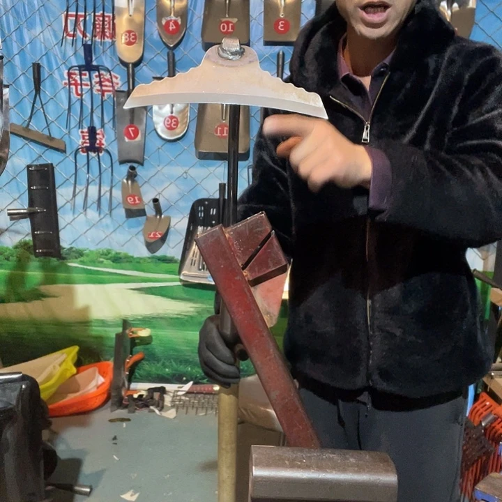 锯片钢花边月牙锄带把22