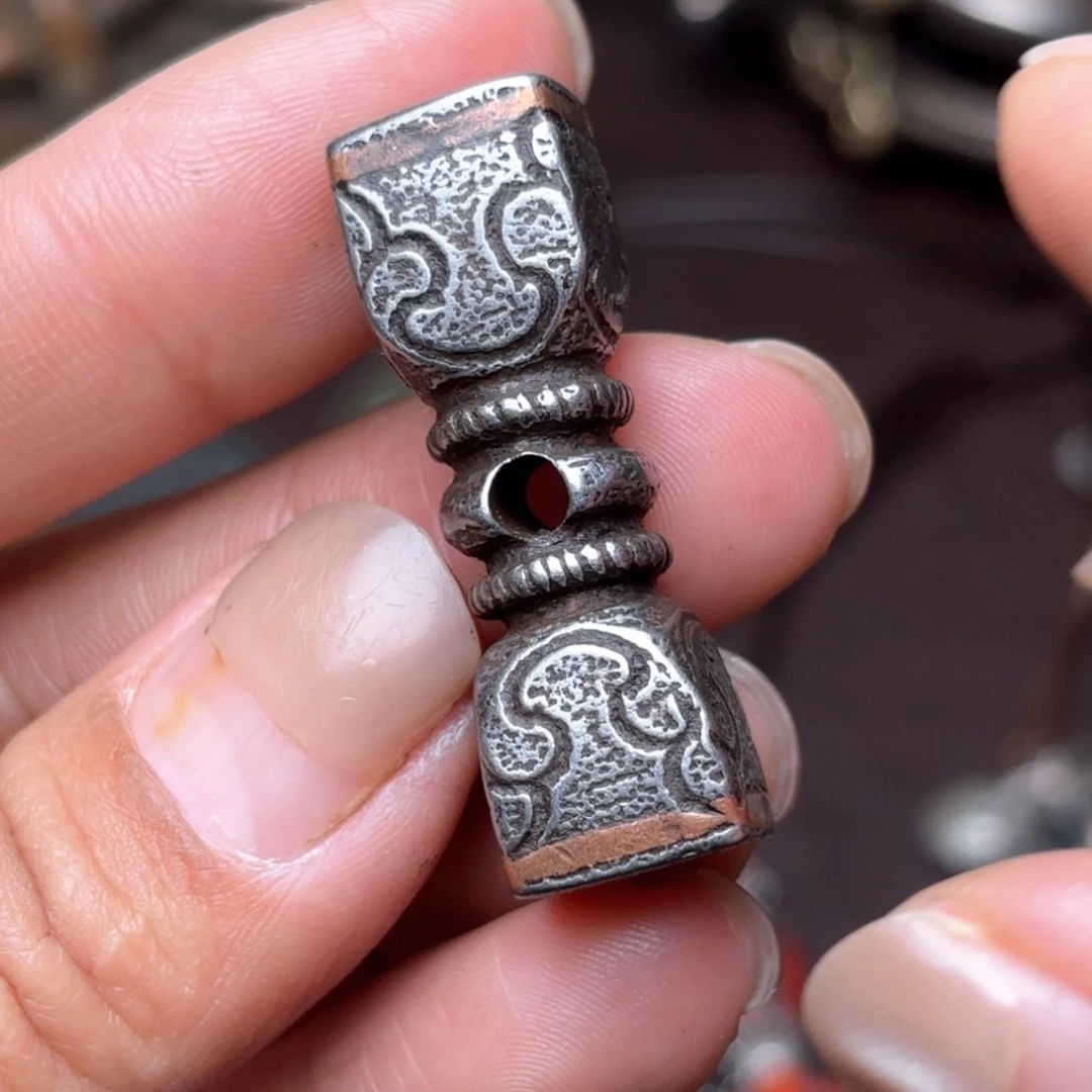 铜星月菩提吊坠项链