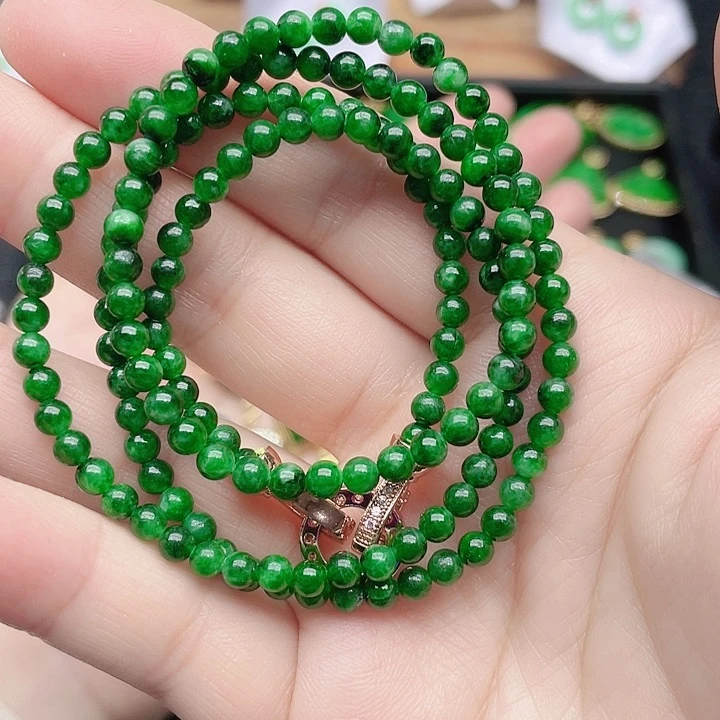 翡翠颈饰未镶嵌天然翡翠