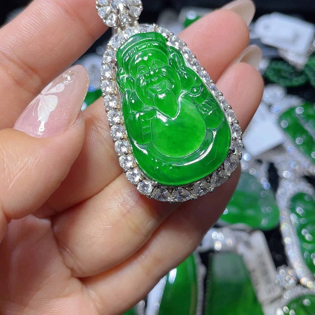 翡翠颈饰银S925镶嵌翡翠