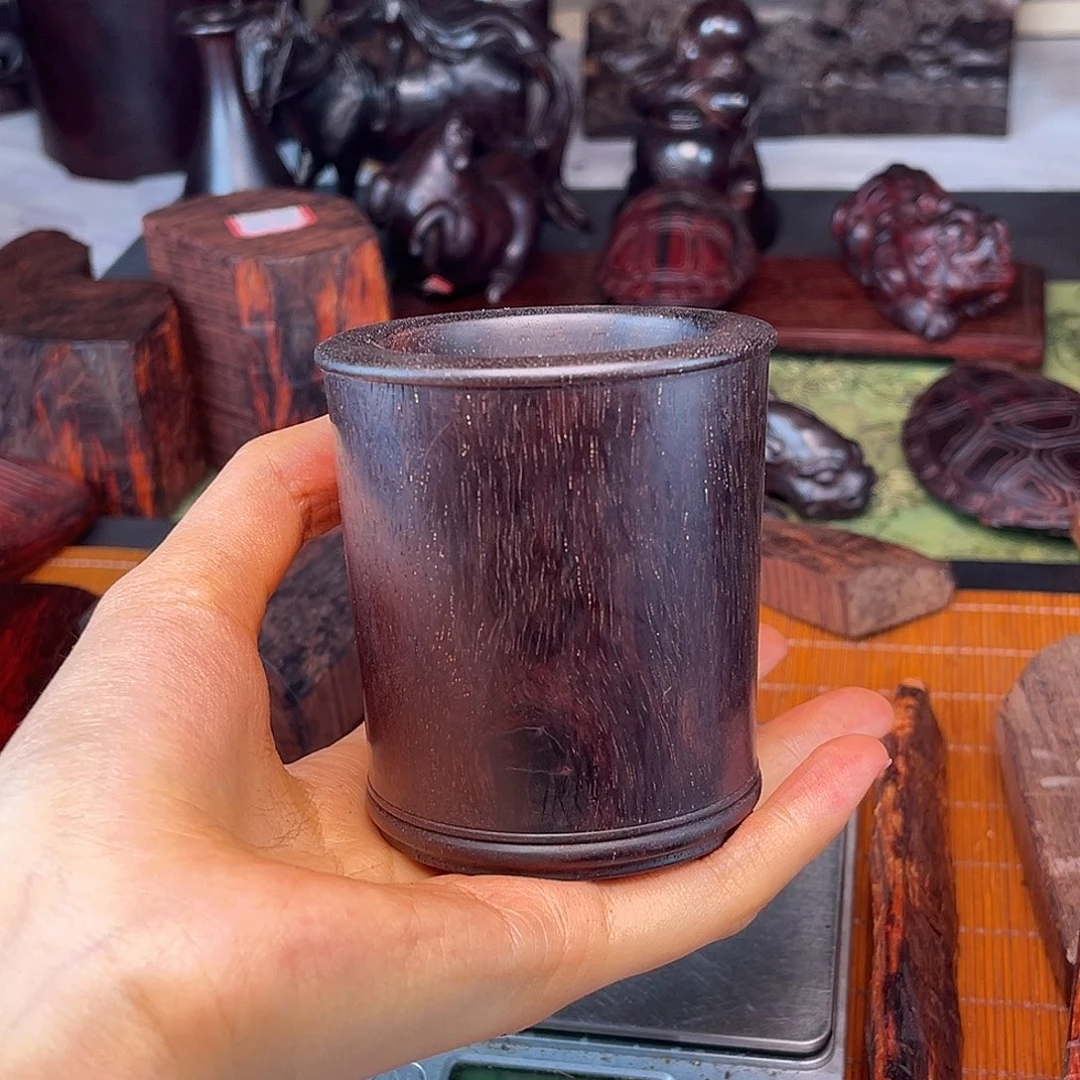 空***媒檀香紫檀（小叶紫檀）笔筒