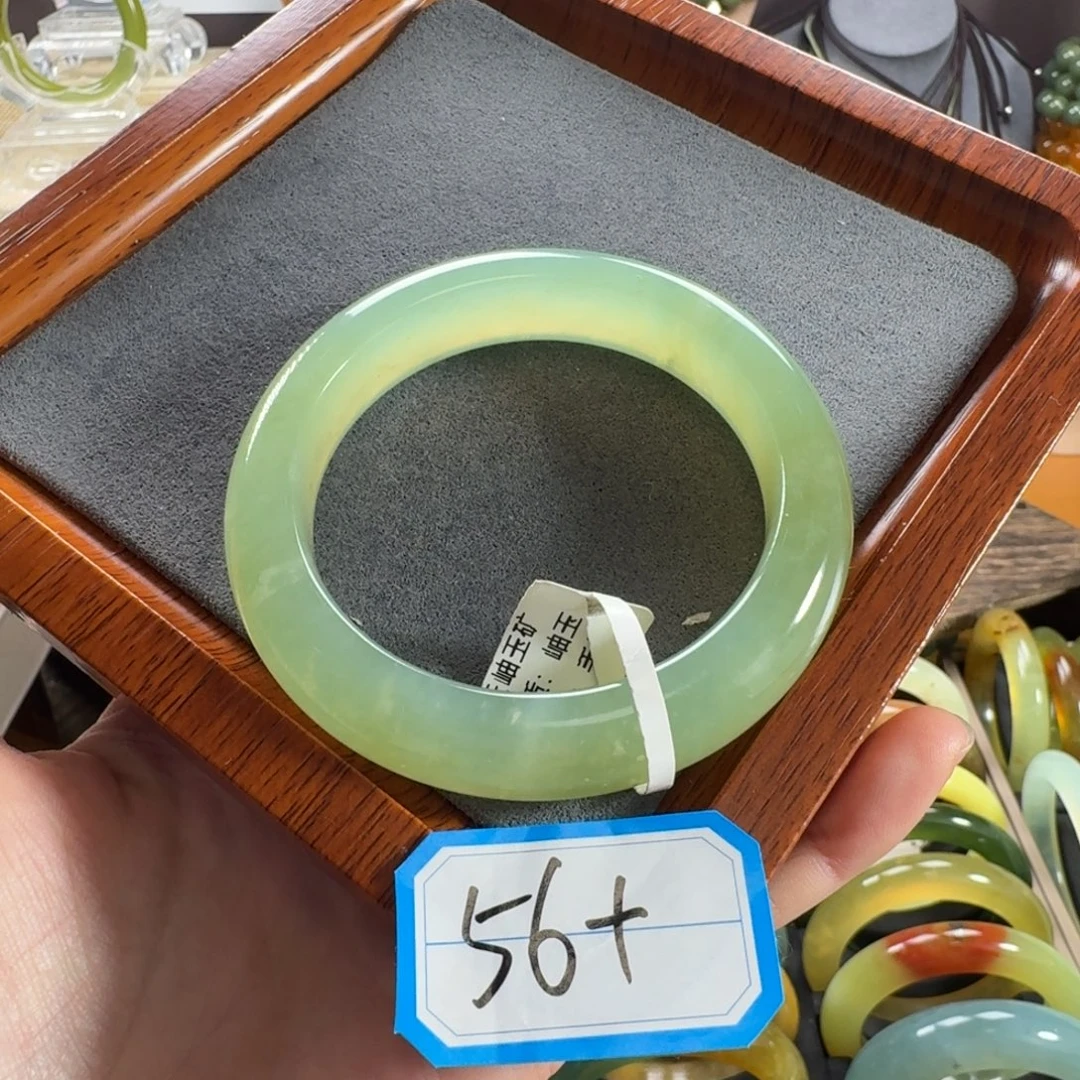 蛇纹石玉合金手镯