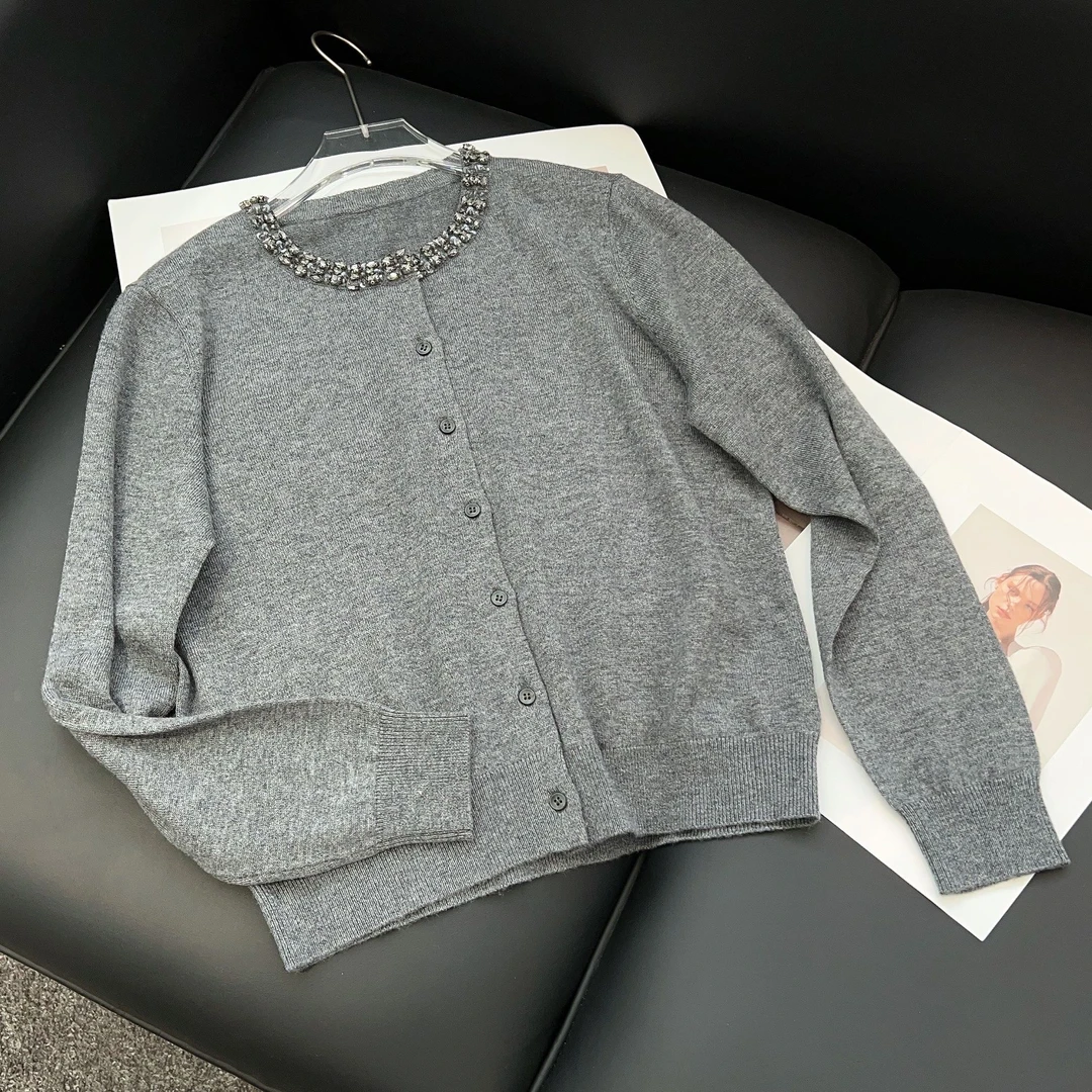 重工烫钻羊毛针织衫开衫时尚洋气冬季毛衣长袖百搭上衣