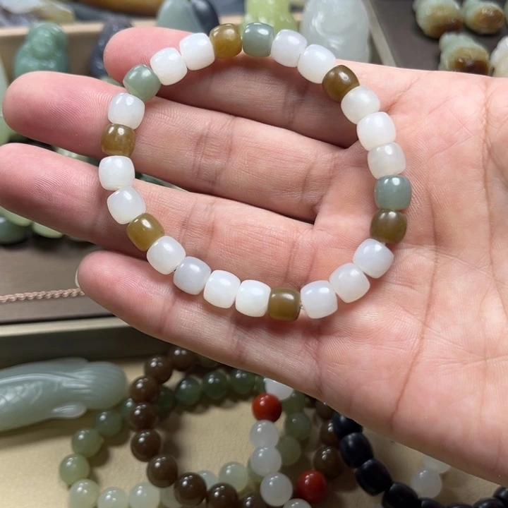 和田玉未镶嵌手串