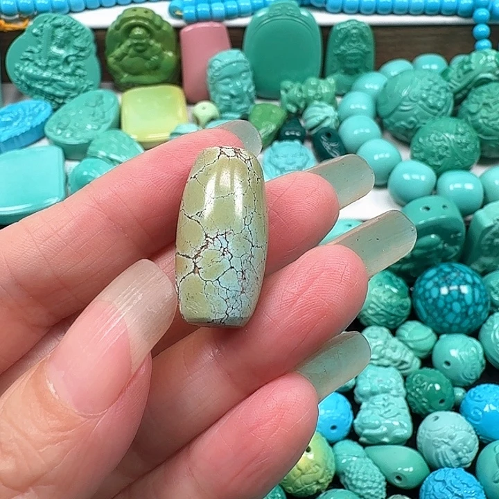 1***8亚克力原矿桶珠天然