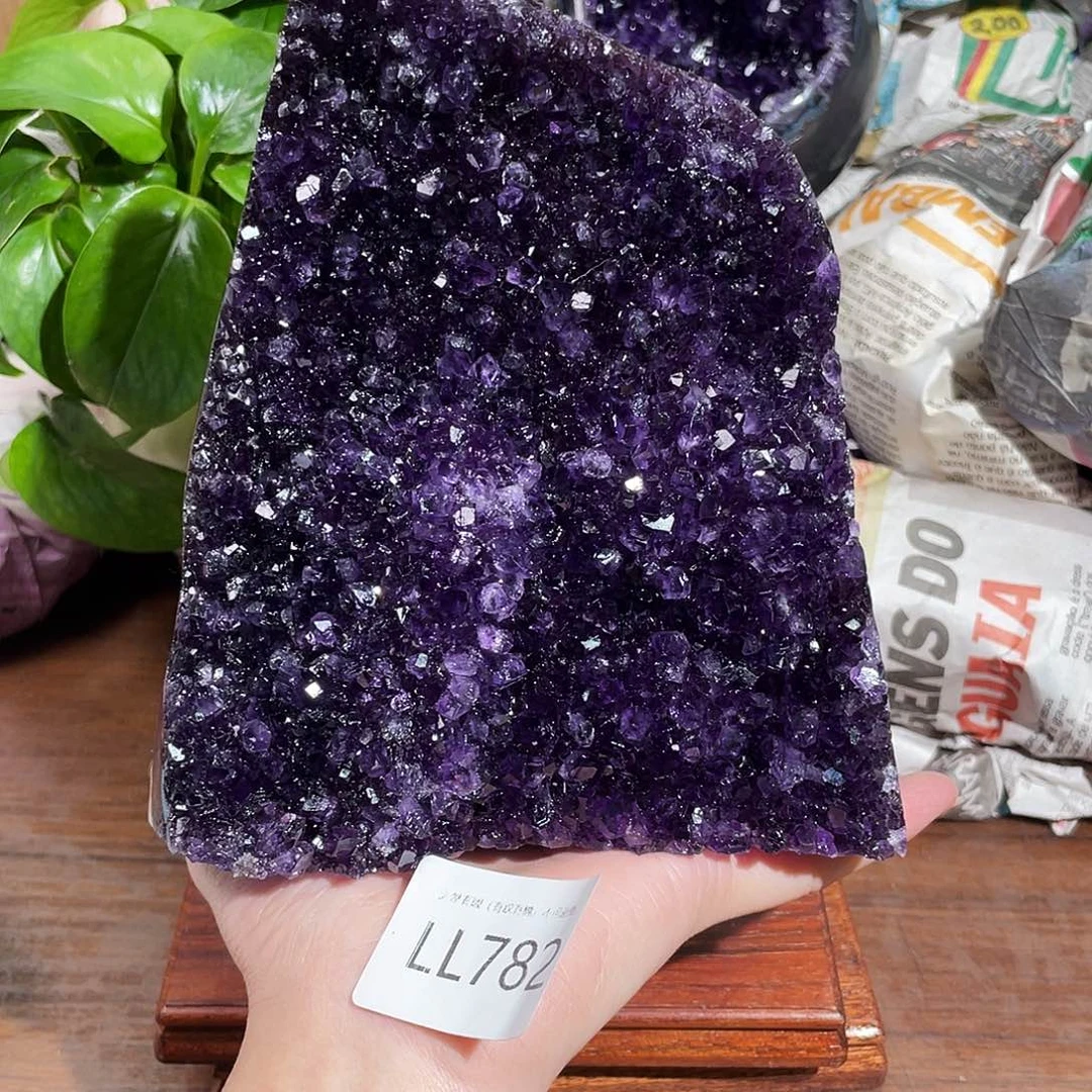 未镶嵌大型摆件（非配饰）水晶