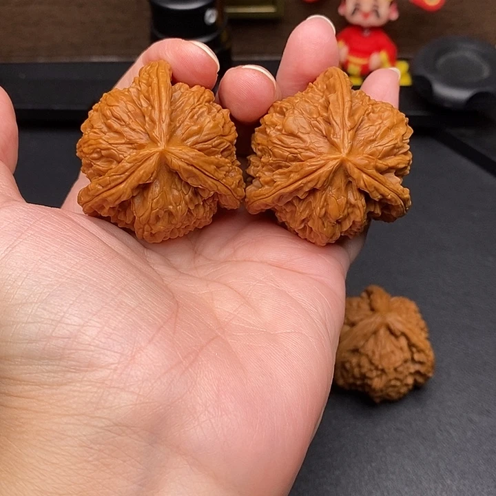 你***一把件文玩核桃白奔