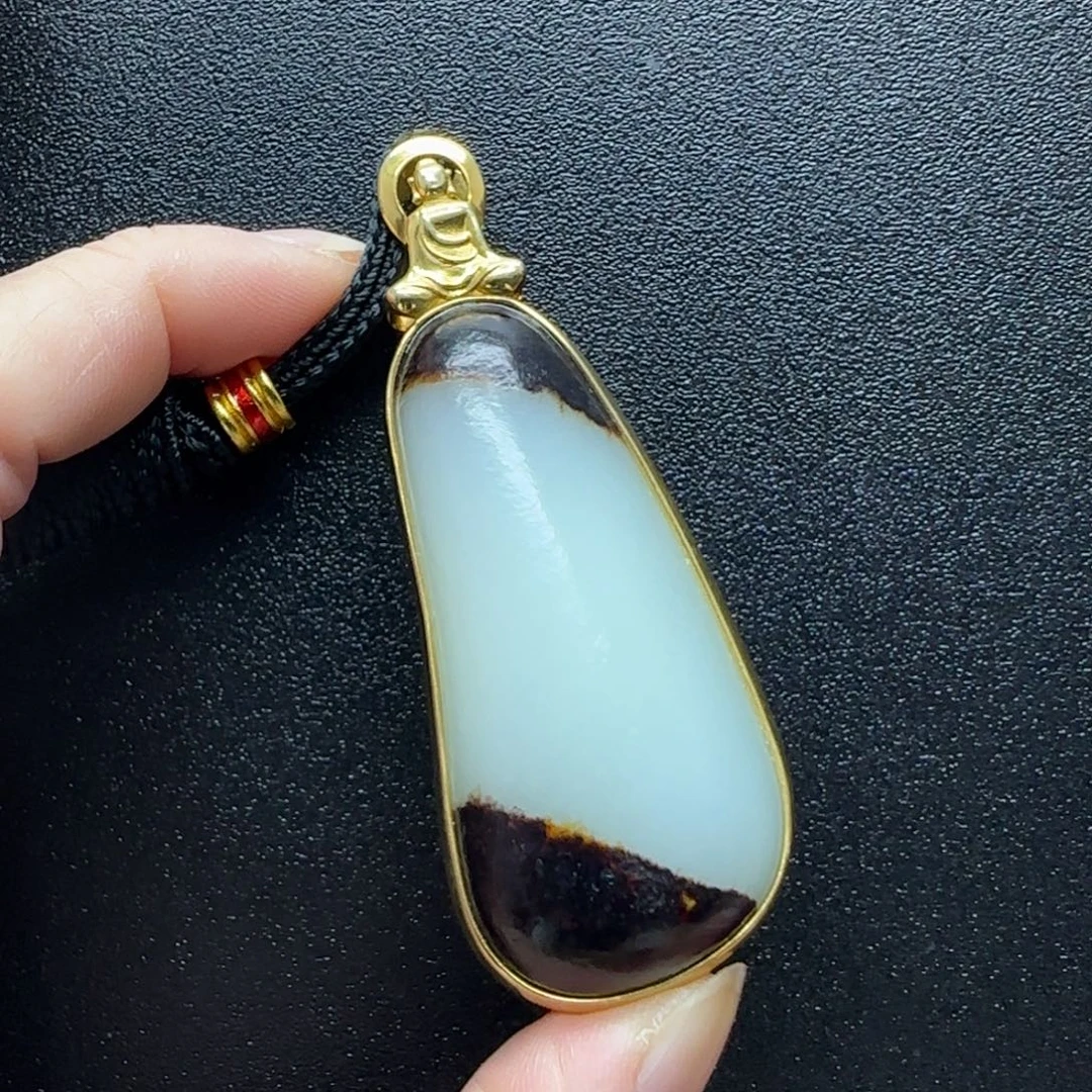 未镶嵌和田玉挂件