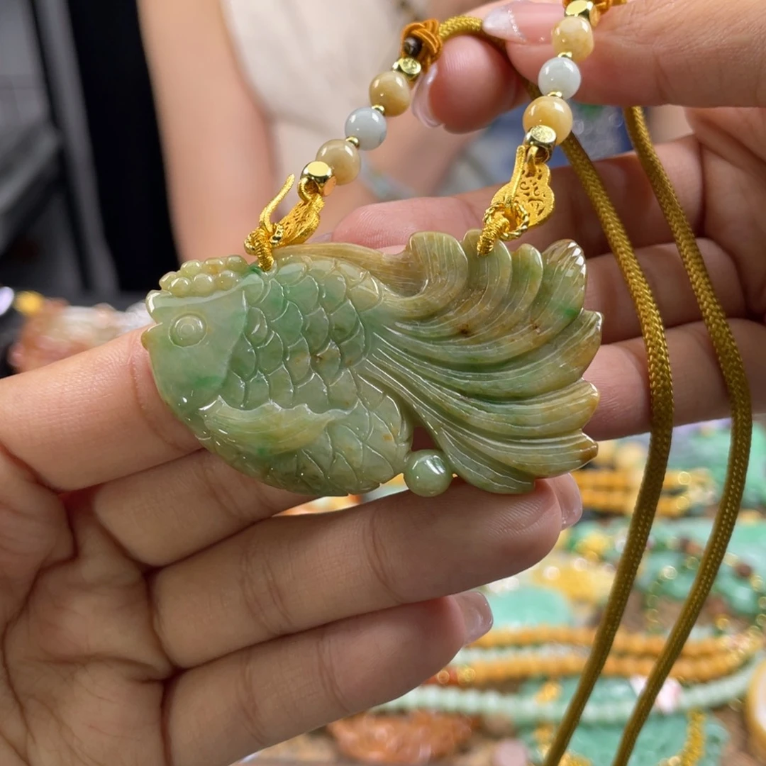 翡翠未镶嵌颈饰代编织