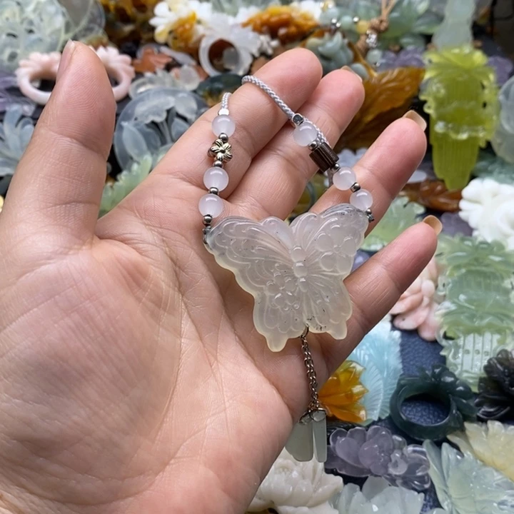 蛇纹石玉合金颈饰