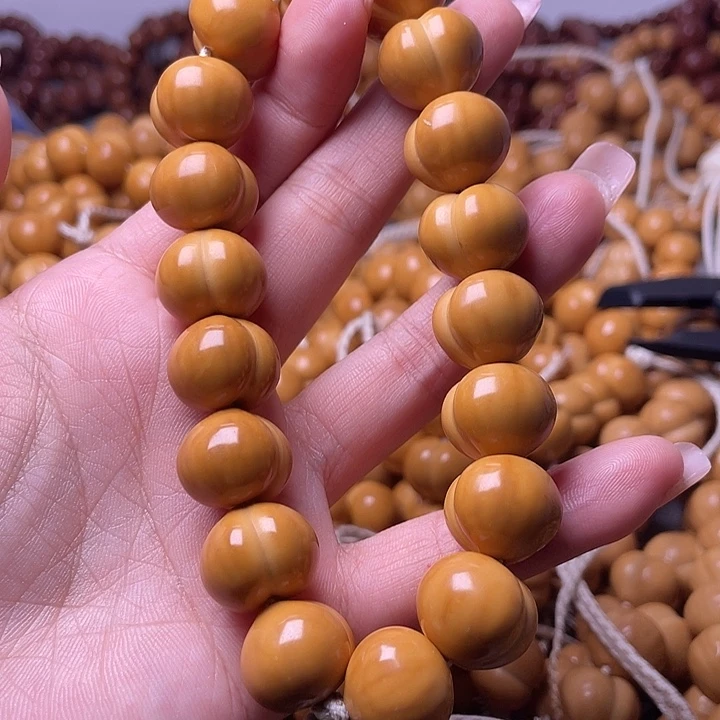 王***子手串猴头核桃16尺寸镜面柯基屁桃手持全品无暇