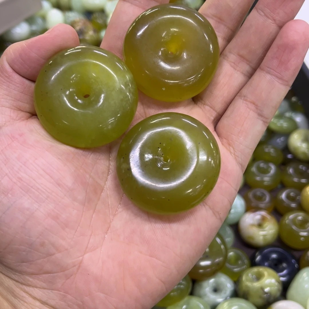 蛇纹石玉合金颈饰