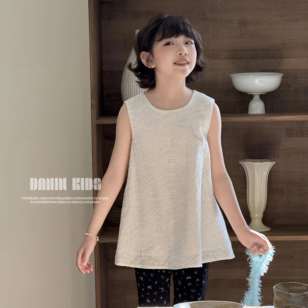 【嗒囜】 女童夏装镂空提花无袖背心上衣儿童森系服装童装薄款小