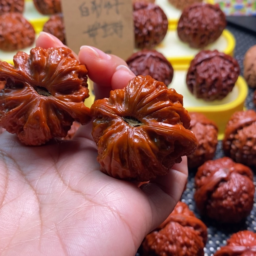 是***吗把件文玩核桃白狮子