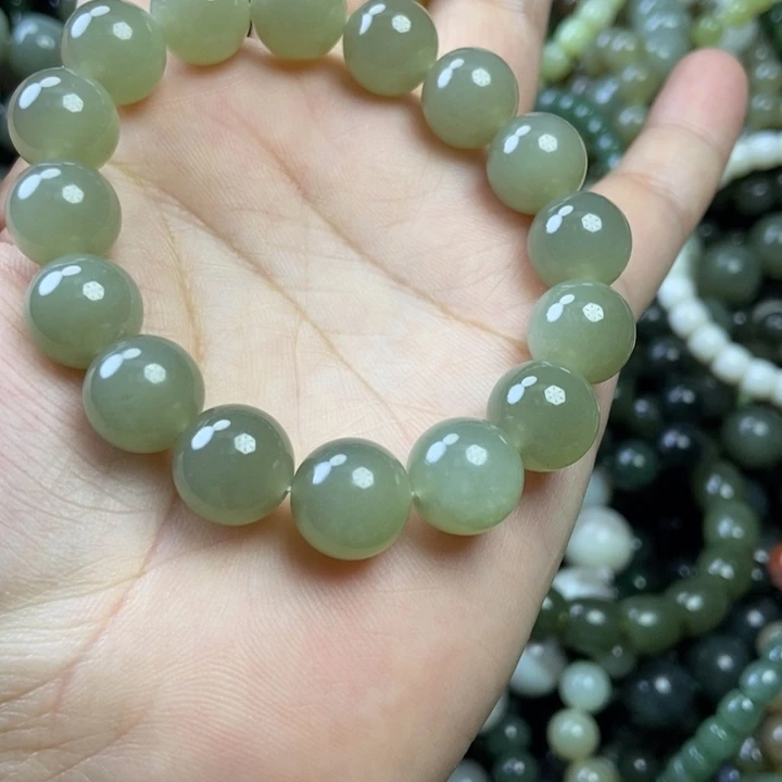 颈饰未镶嵌和田玉卡12