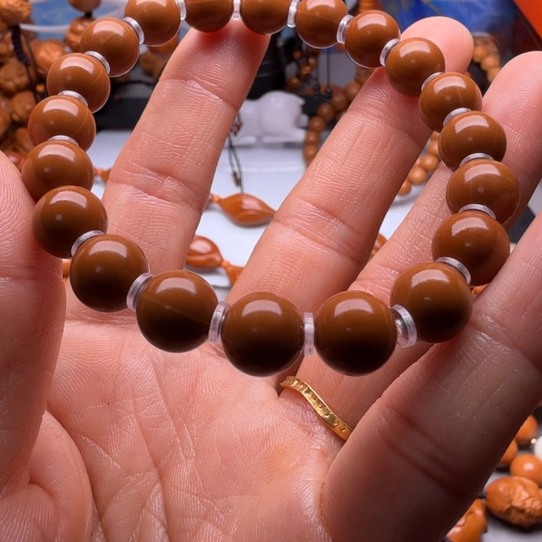 橄榄核吊坠猴头山