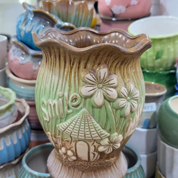 凑9块包邮，有孔，陶瓷花盆