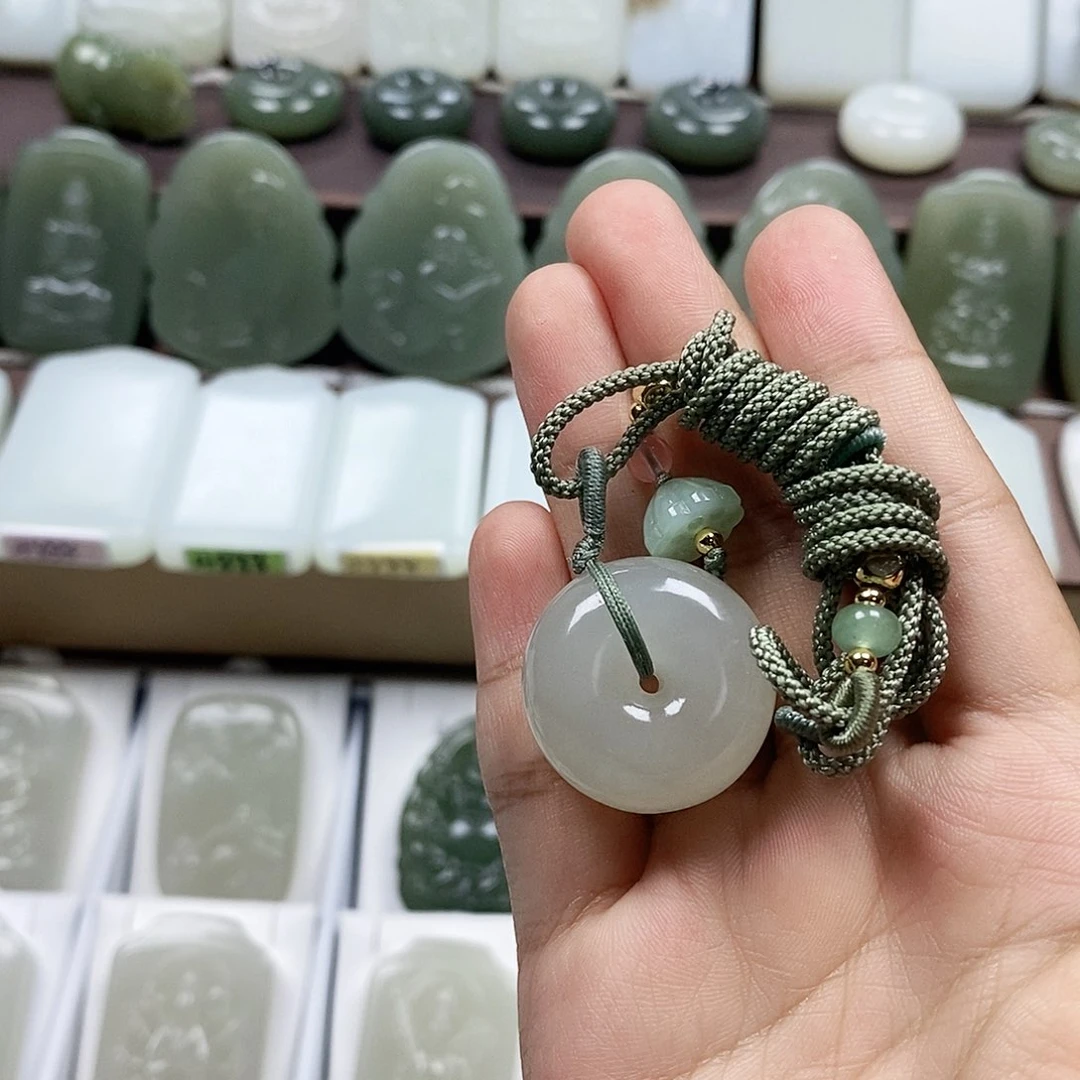 和田玉未镶嵌颈饰平安扣25mm