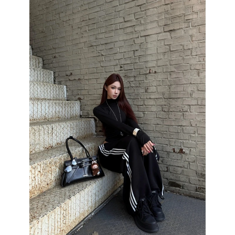 美式辣妹休闲运动风穿搭半高领长袖T恤露背上衣高腰垂感阔腿裤女