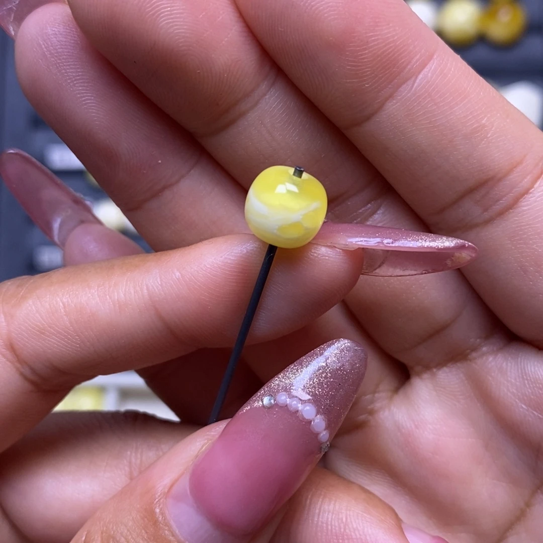 蜜蜡未镶嵌珠宝奇石橘金溶洞妖花聚宝盆9.2*8.2mm