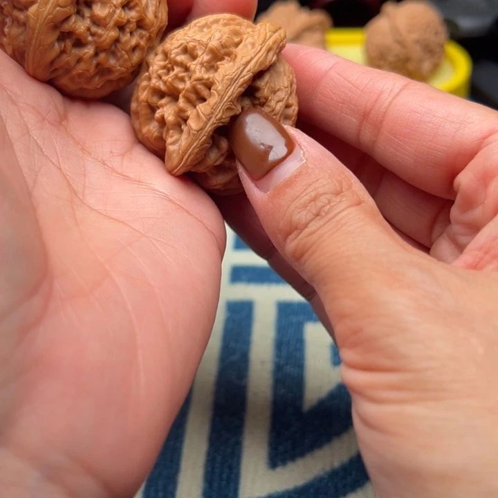 桃核吊坠文玩金公子43