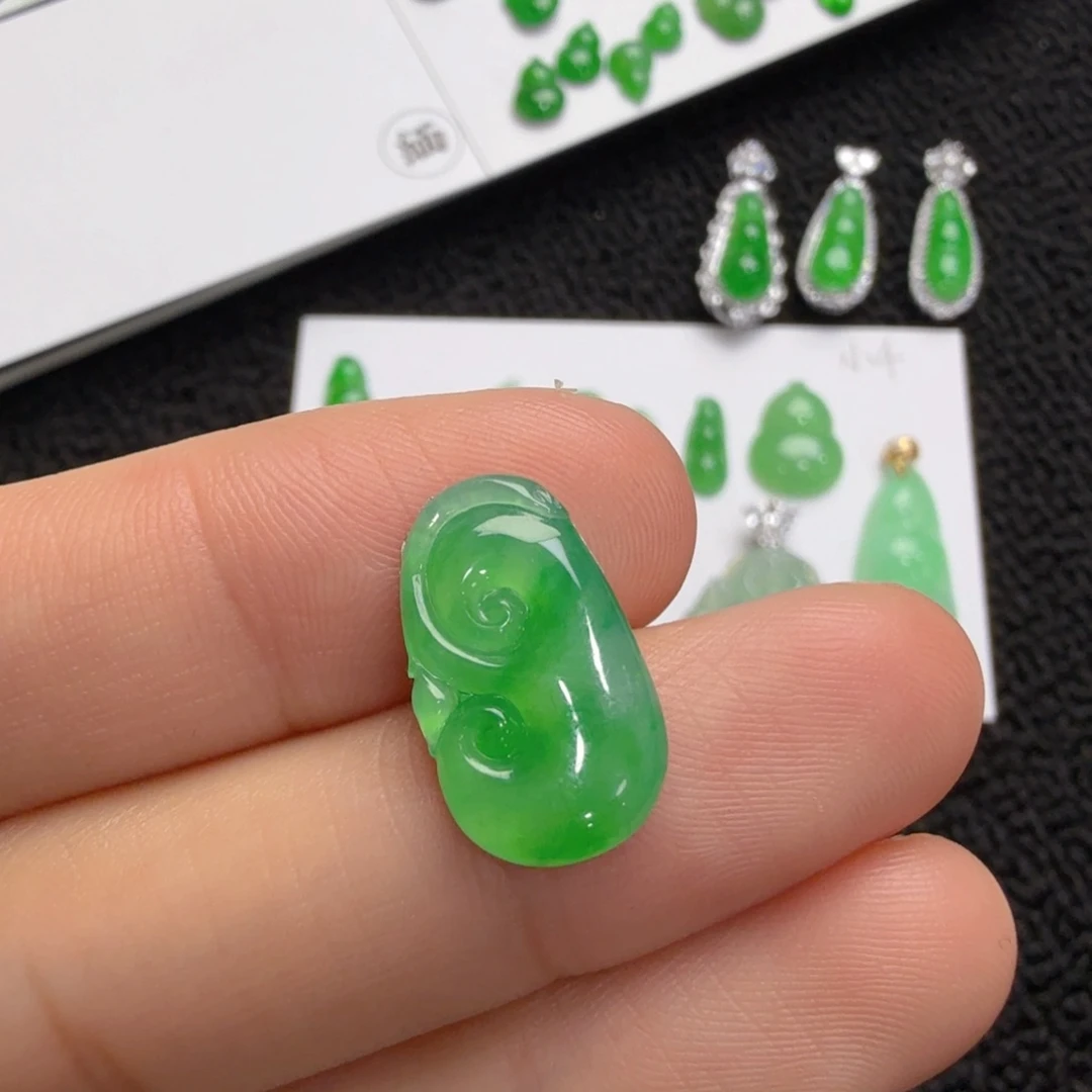 吊坠(不含链)未镶嵌翡翠如意