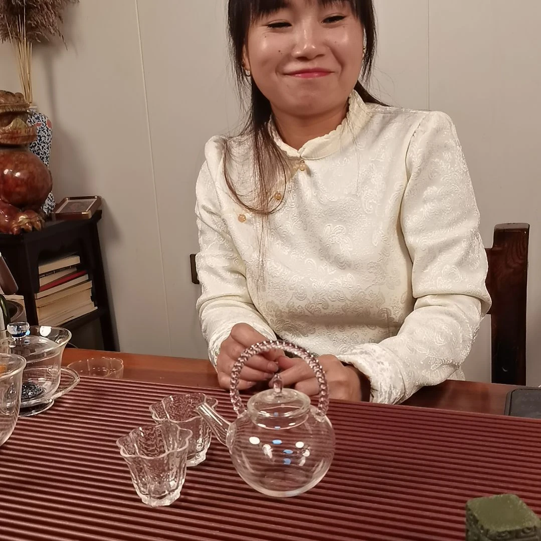 手柄款高硼硅玻璃广远壶配两支小杯