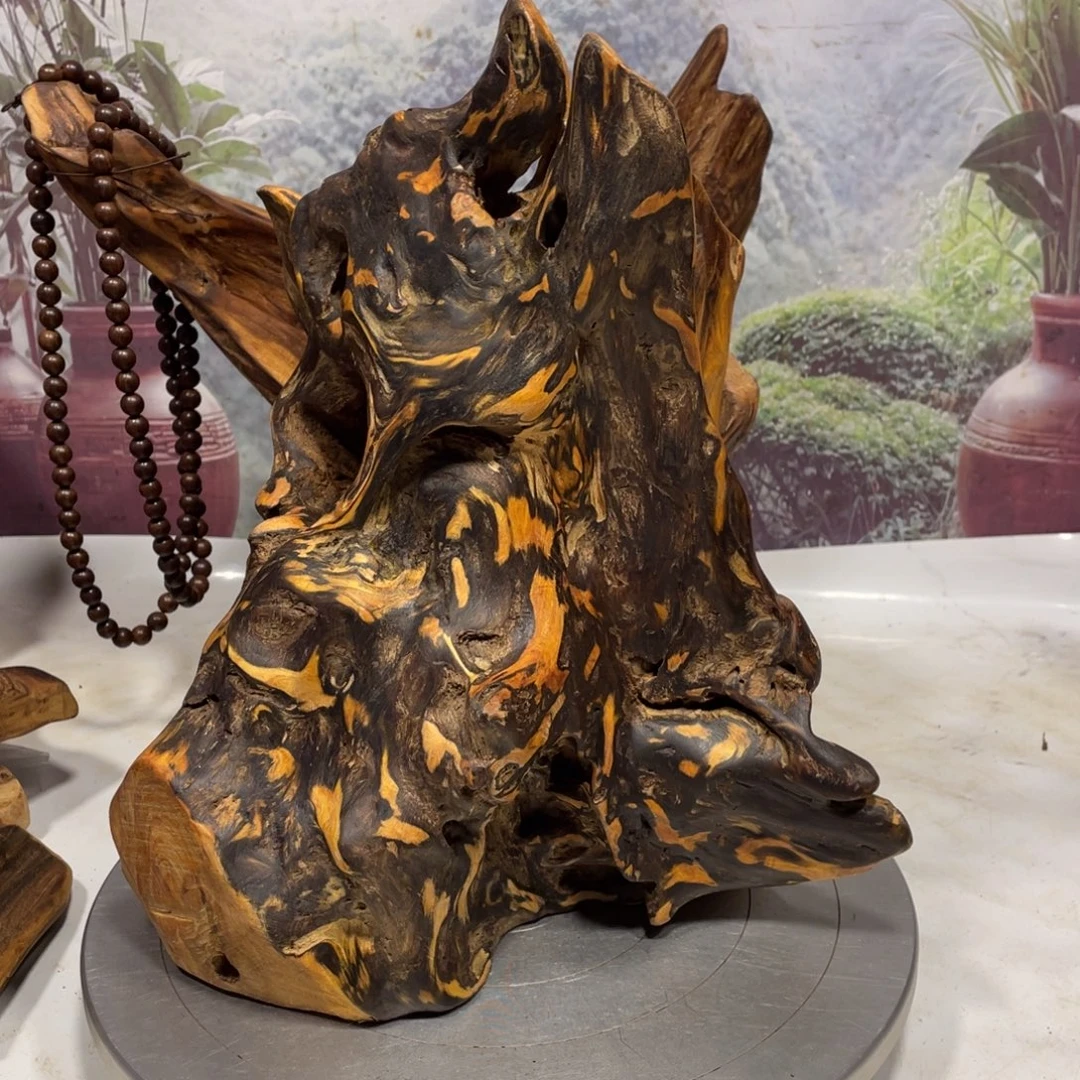 龙***爷木花果香天然随形摆件，土埋老料自然香韵造型独特