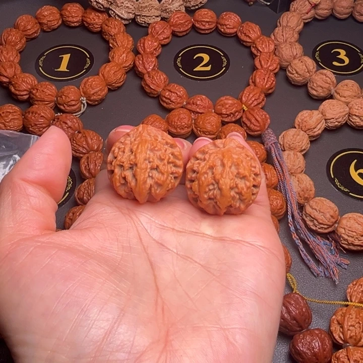 文玩核桃手串小手捻