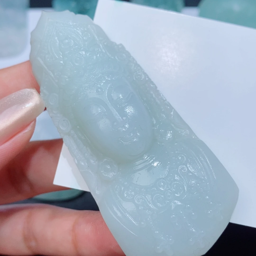 未镶嵌吊坠定制翡翠
