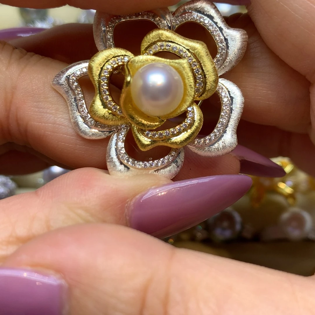 未镶嵌胸饰海水珍珠