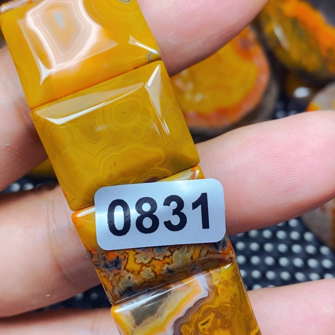 未镶嵌吊坠(不含链)玛瑙/玉髓铁*