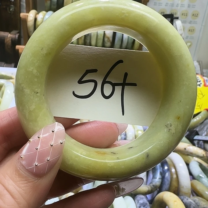 透闪石-蛇纹石玉未镶嵌手镯