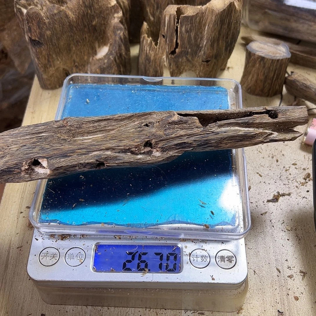 香料绿奇楠虫漏26克白棋