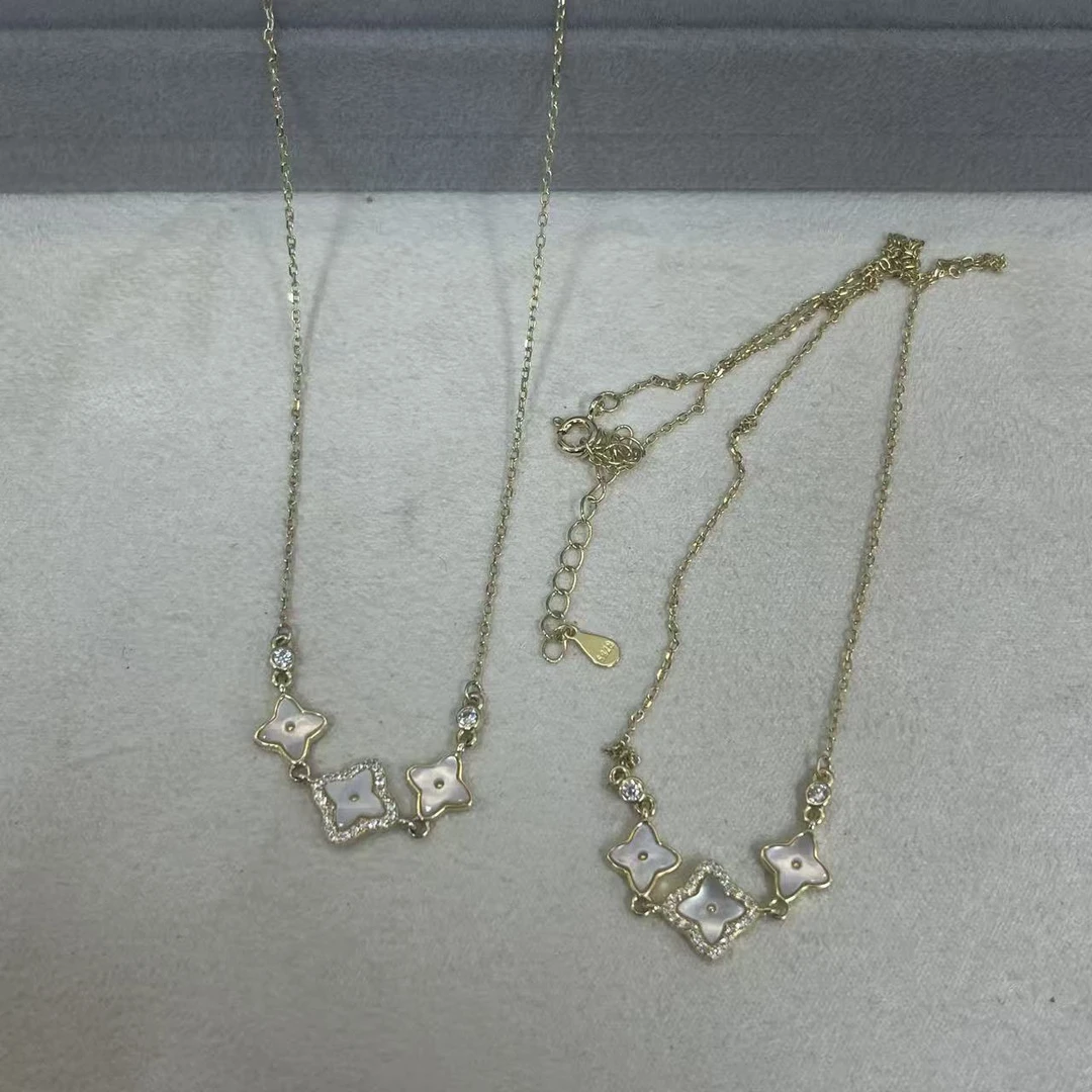 坠链均925银 925银四叶花项链*（多样性发一件）