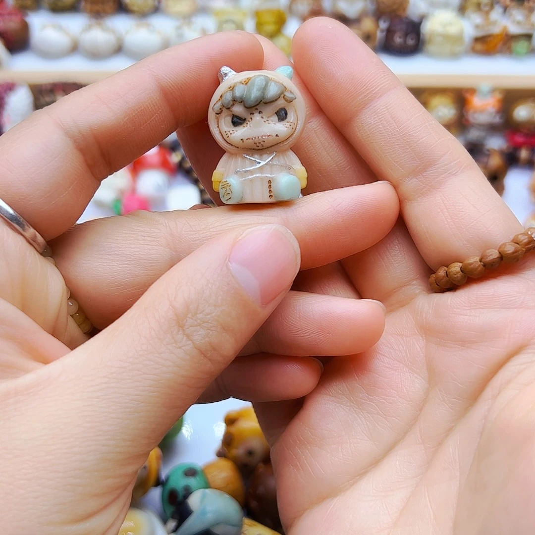 吊坠白玉菩提手工打磨配饰