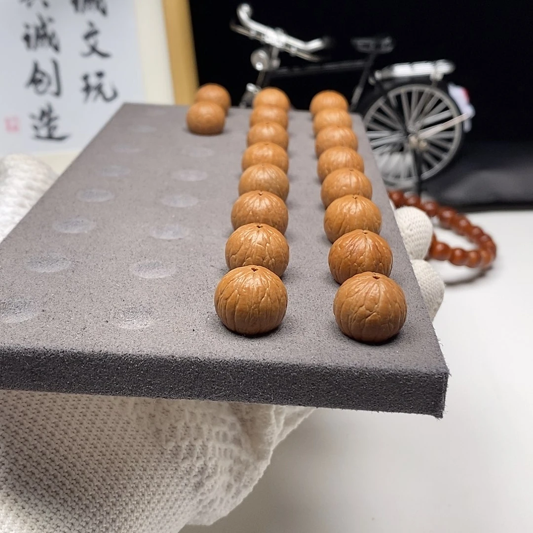 猴头核桃手串?****猴头核桃原皮聚宝盆手串