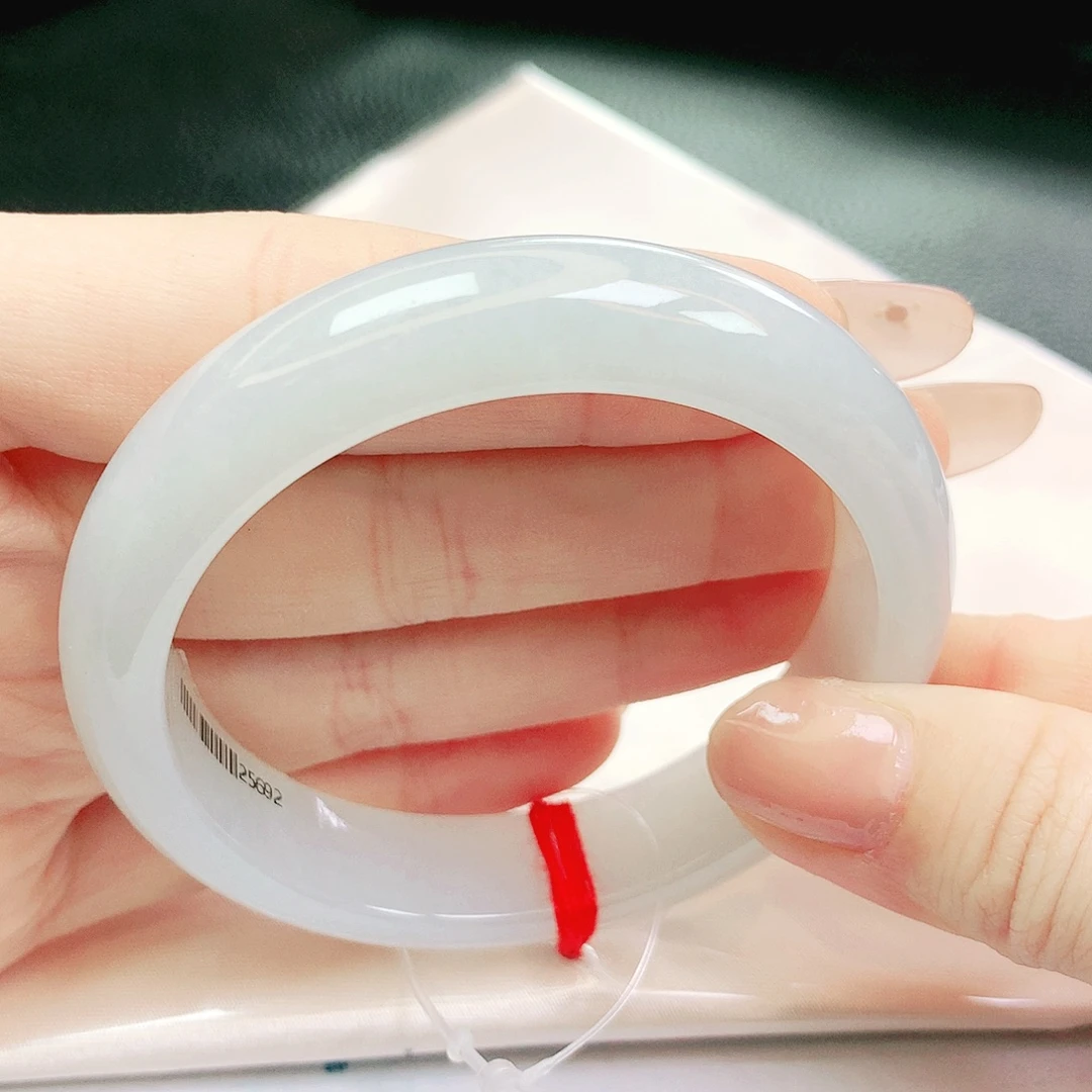 翡翠未镶嵌手镯缅甸天然a货翡翠