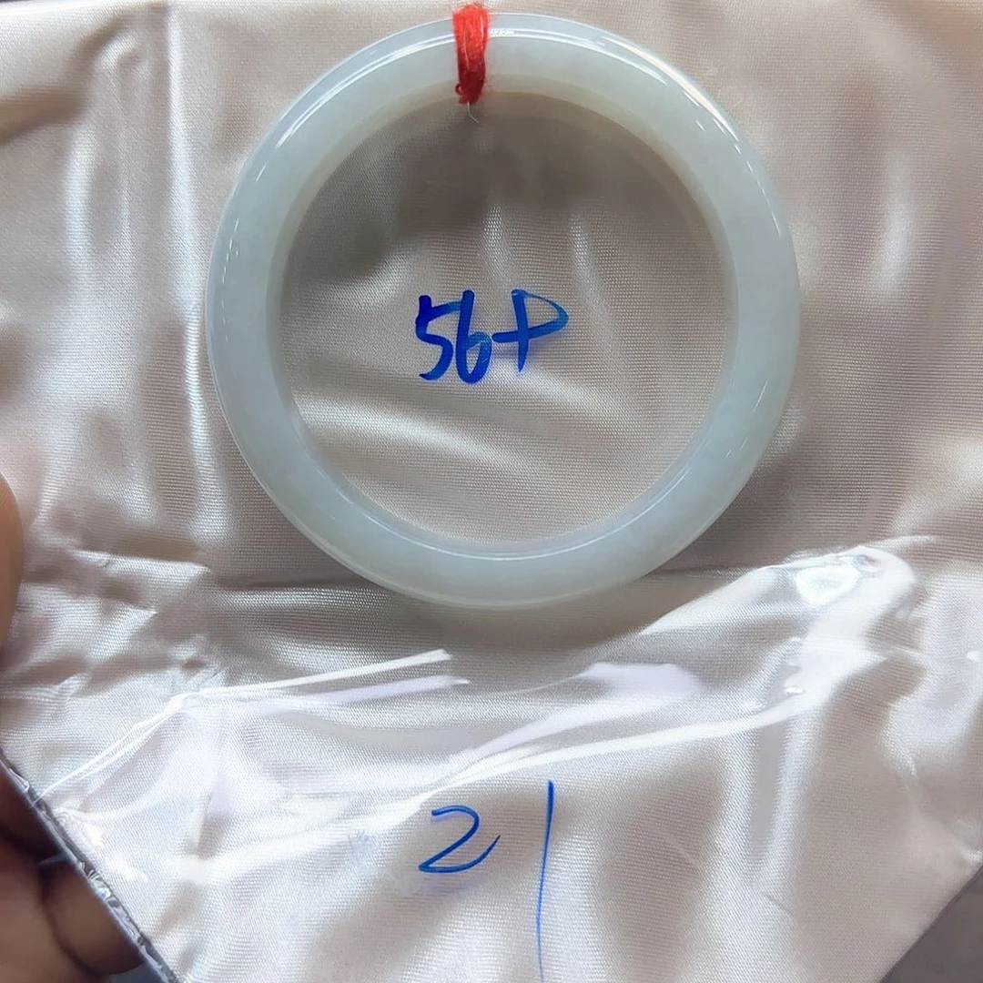 翡翠未镶嵌手镯翡翠