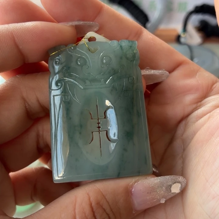 翡翠未镶嵌颈饰天然翡翠a货