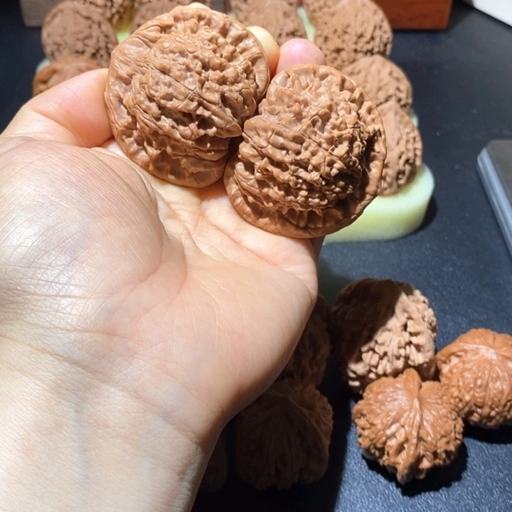 文玩核桃吊坠官帽49+