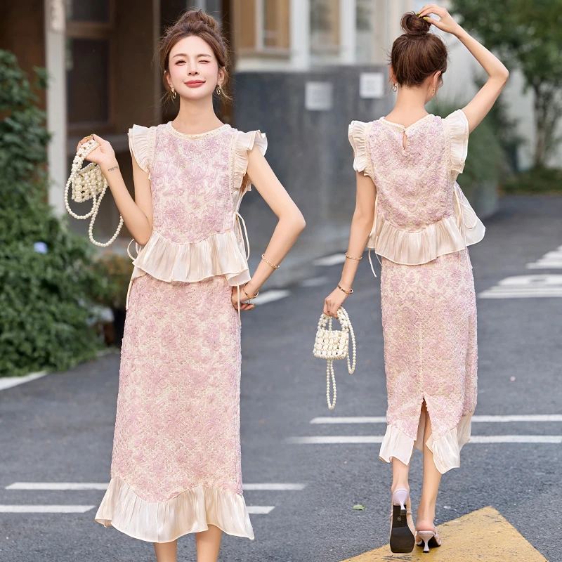 法式温柔风蕾丝套装女2025年夏季新款设计感甜美气质半身裙两件套