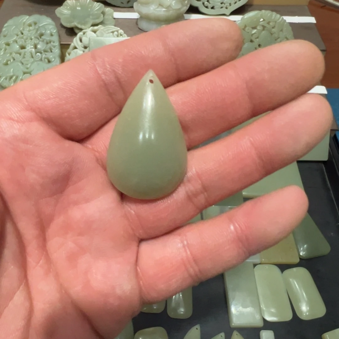 【闪购商品】和田玉未镶嵌颈饰海*哪9