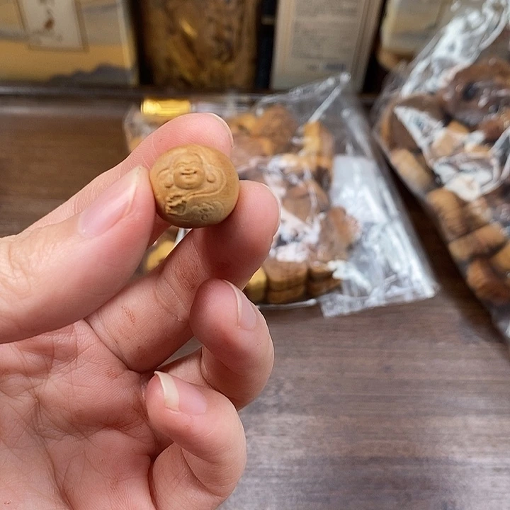 檀香木其他1笑佛15mm